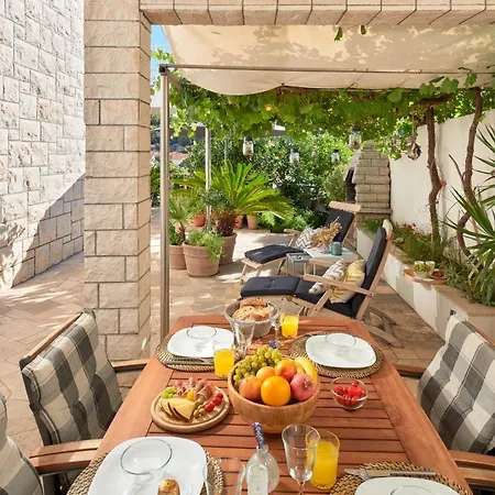 Apartmán Oasis Hvar Town